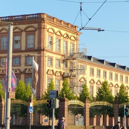 Denkmalschutz Stadthaus Zimmer 1 Im Mannheim Quadrat 외부 사진